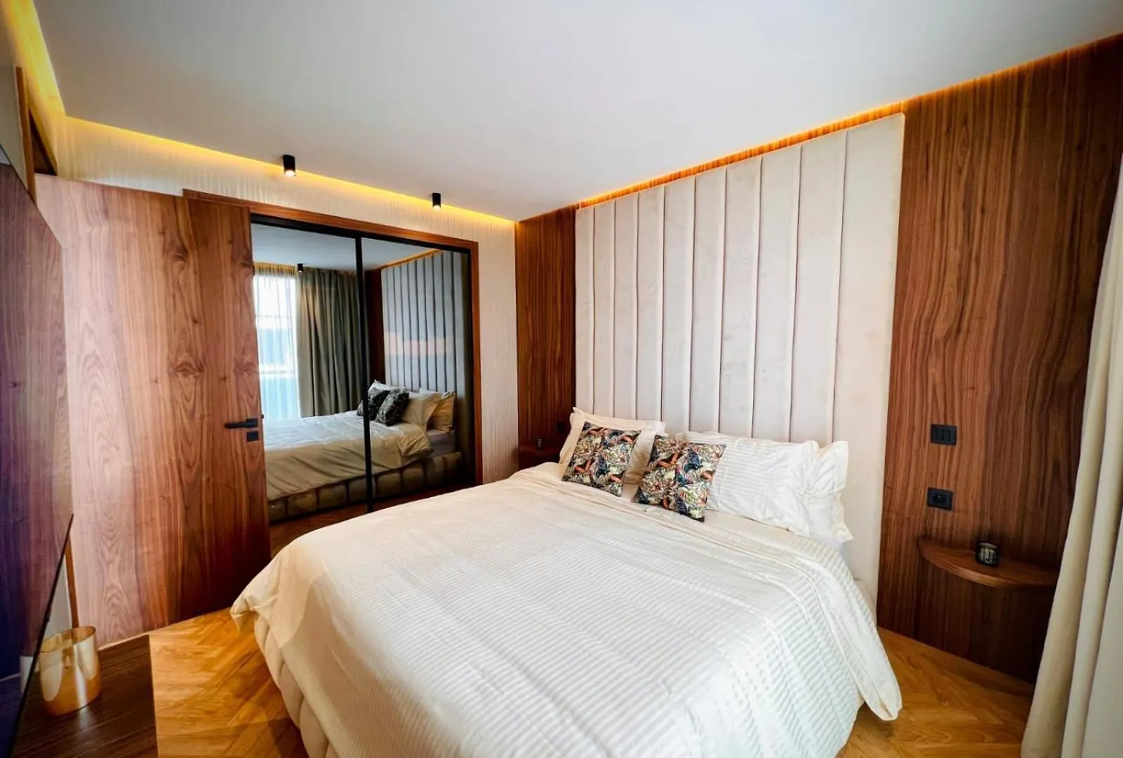 Apartment Studio Yellow Stone Casablanca